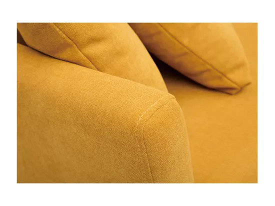 Canapé scandinave déhoussable 3 places en tissu effet velours jaune moutarde et bois clair OSLO