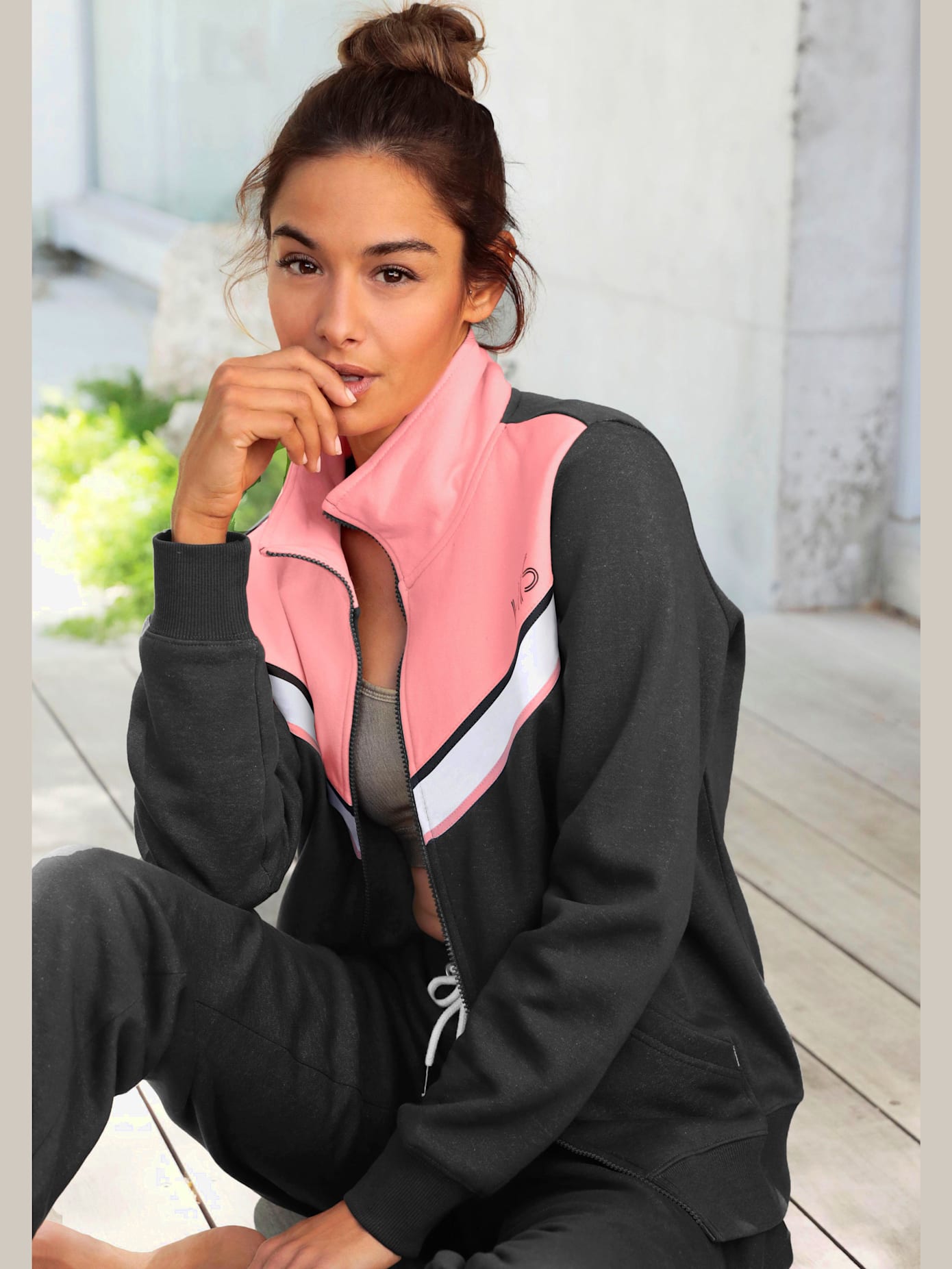 Veste sweat à rayures