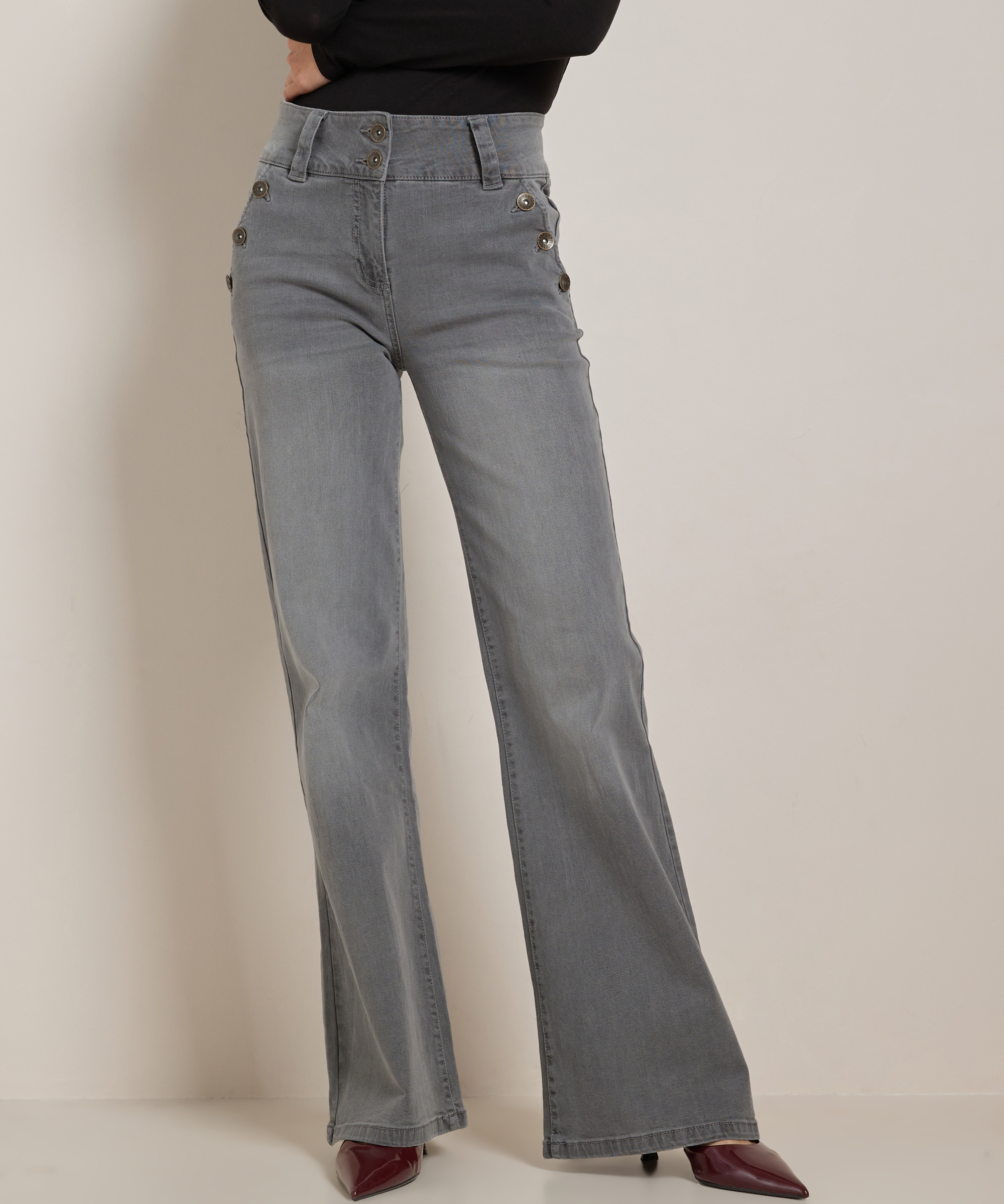 wide fit stretch jeans met knopen