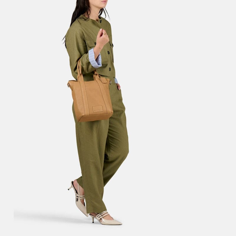 Burkely Soft Skylar Shopper Small Beige