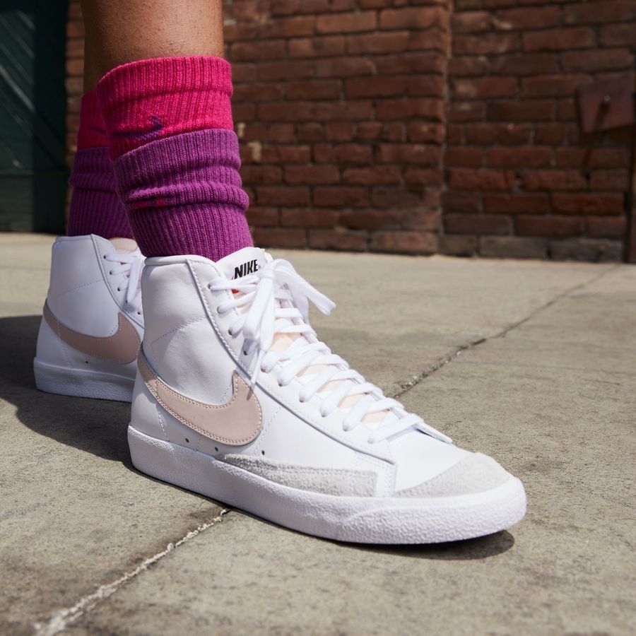 Nike Chaussures Blazer Mid '77 - Blanc/Rose Femme