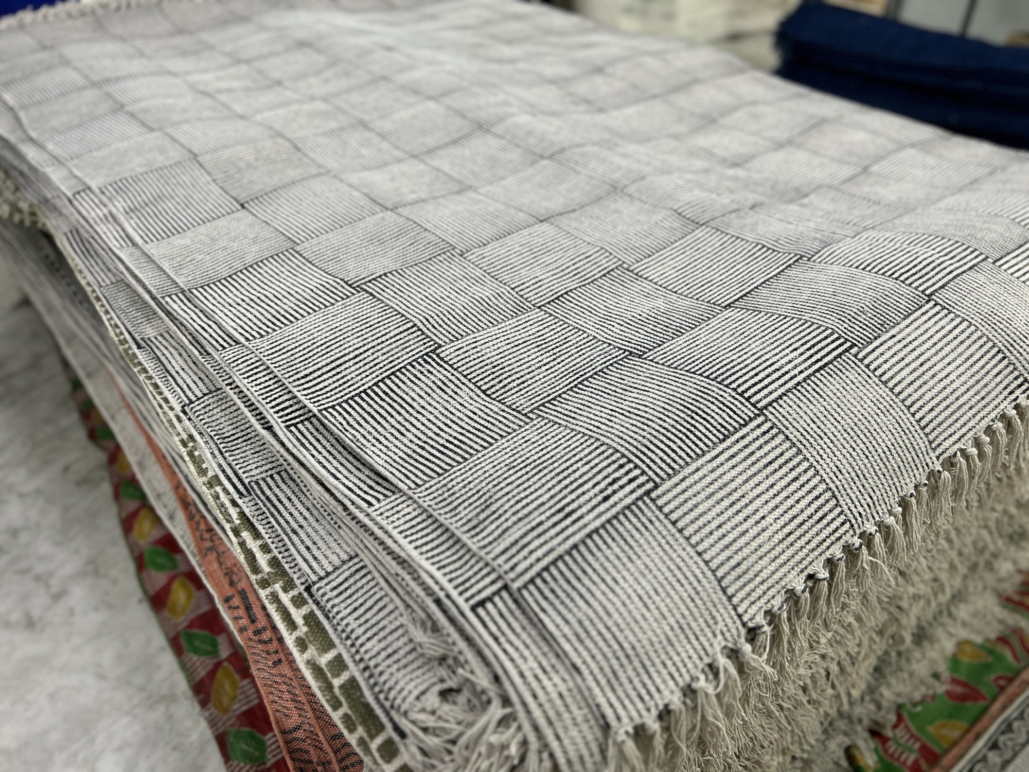 Teppich 'Kaaleen', schwarz-weiß, B 200 cm, L 140 cm von fischer's lagerhaus