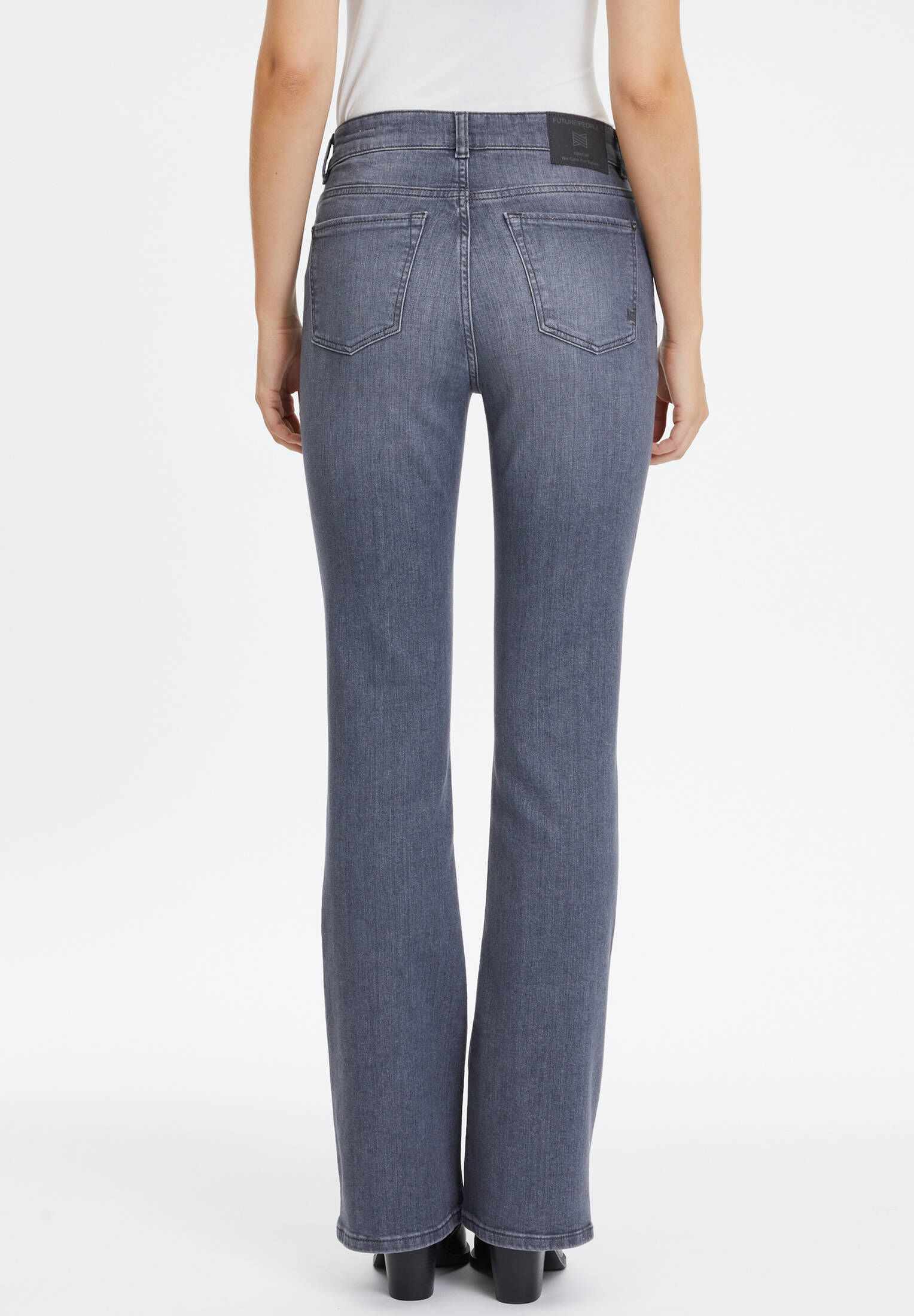 FUTURE:PEOPLE.| Damen Jeanshose 01:02 BOOTCUT - MID WAIST