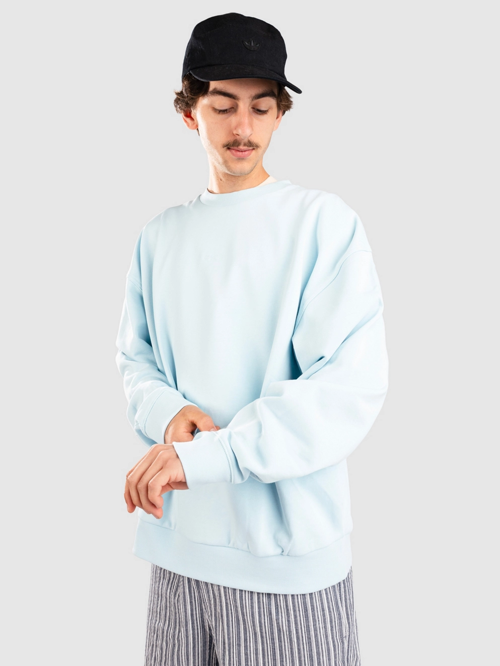 Oakley B1B Repeated Crewneck Sweater frost