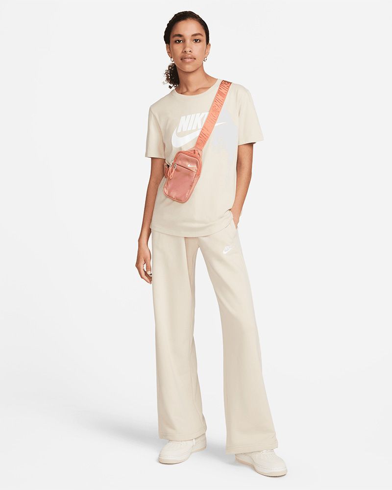 T-shirt Nike Sportswear Essential pour femme