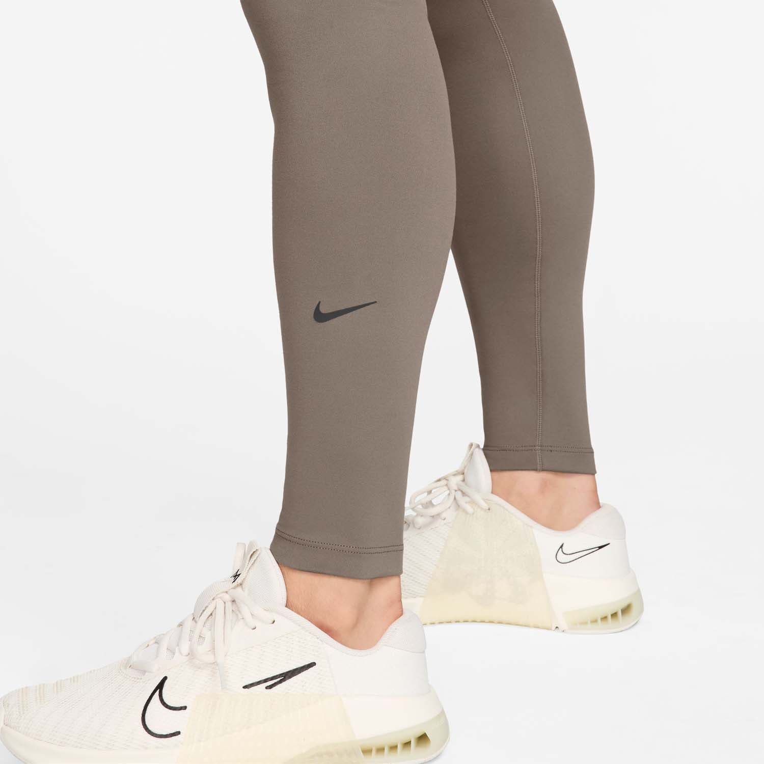 Nike  One Tight