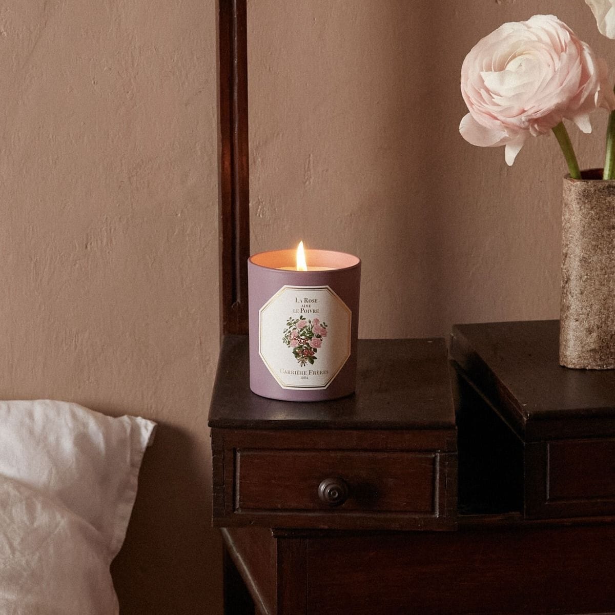 CARRIÈRE FRÈRES La Rose Aime Le Poivre Bougie Parfumée