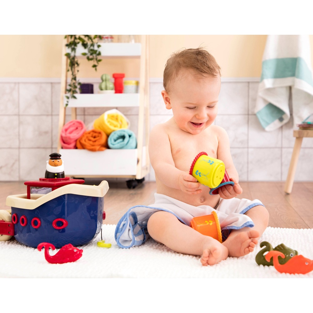 B. Toys Fish n Splish Boot Badespielzeug