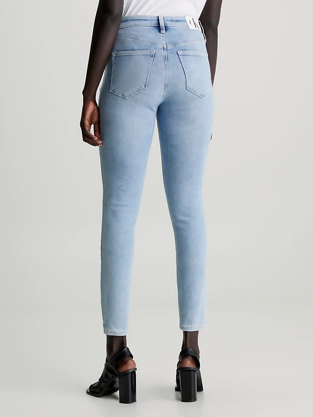 Calça jeans super skinny de cintura alta até o tornozelo