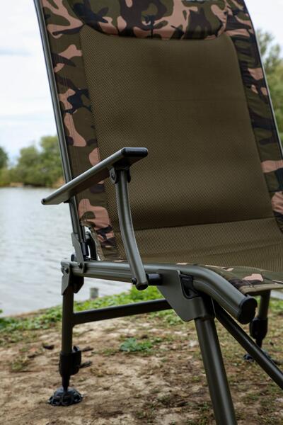 Chaise carpe XXL inclinable avec accoudoirs Fox Duralite