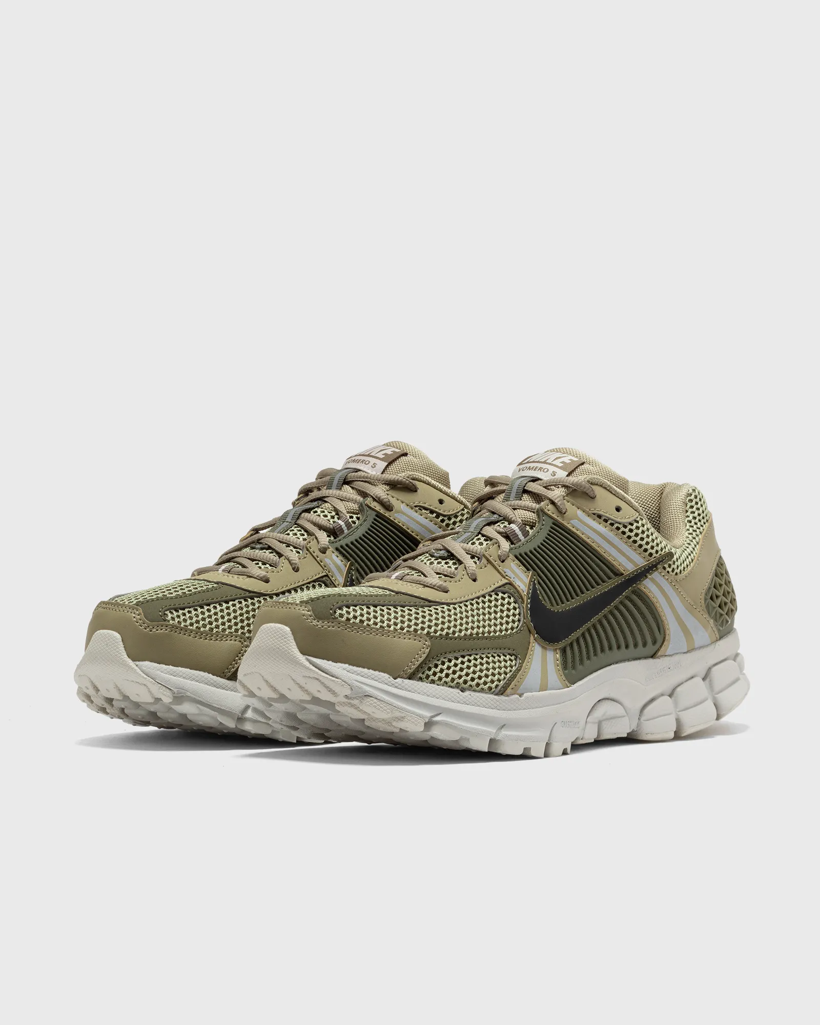 Nike ZOOM VOMERO 5