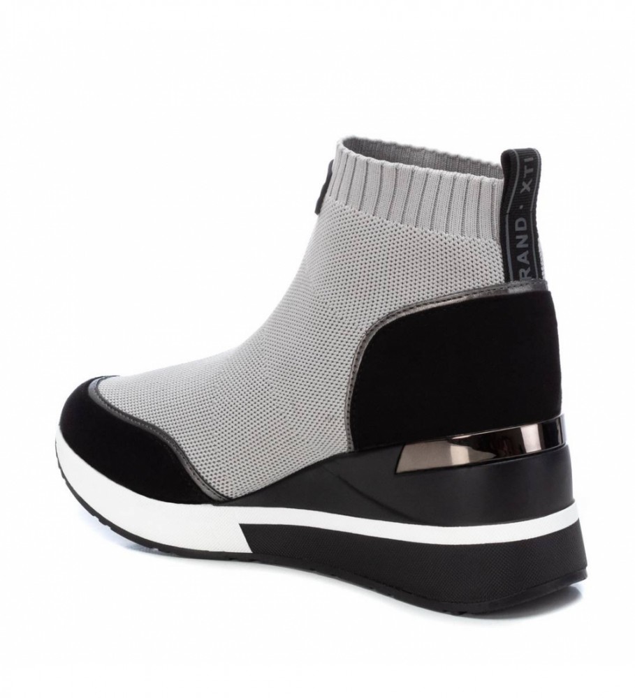 Botas Xti 140054 cinza