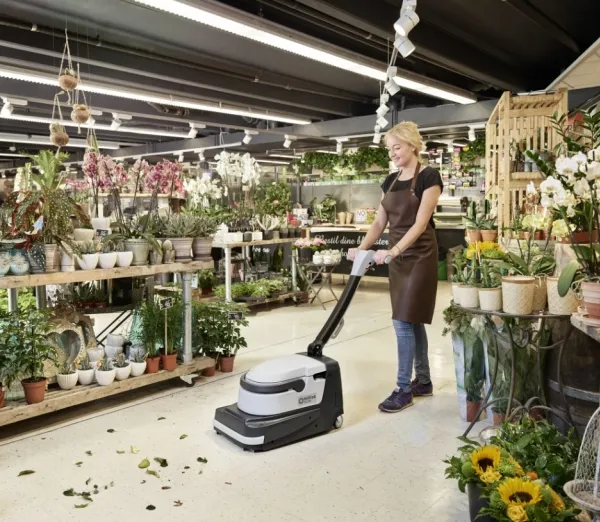 Nilfisk SC250 34C B - Skrubberens - walk-behind - 180 W