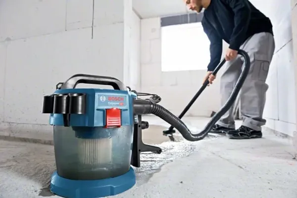 Bosch STØVSUGER GAS 18V-10 SOLO MED TILBEHØR - SOLO