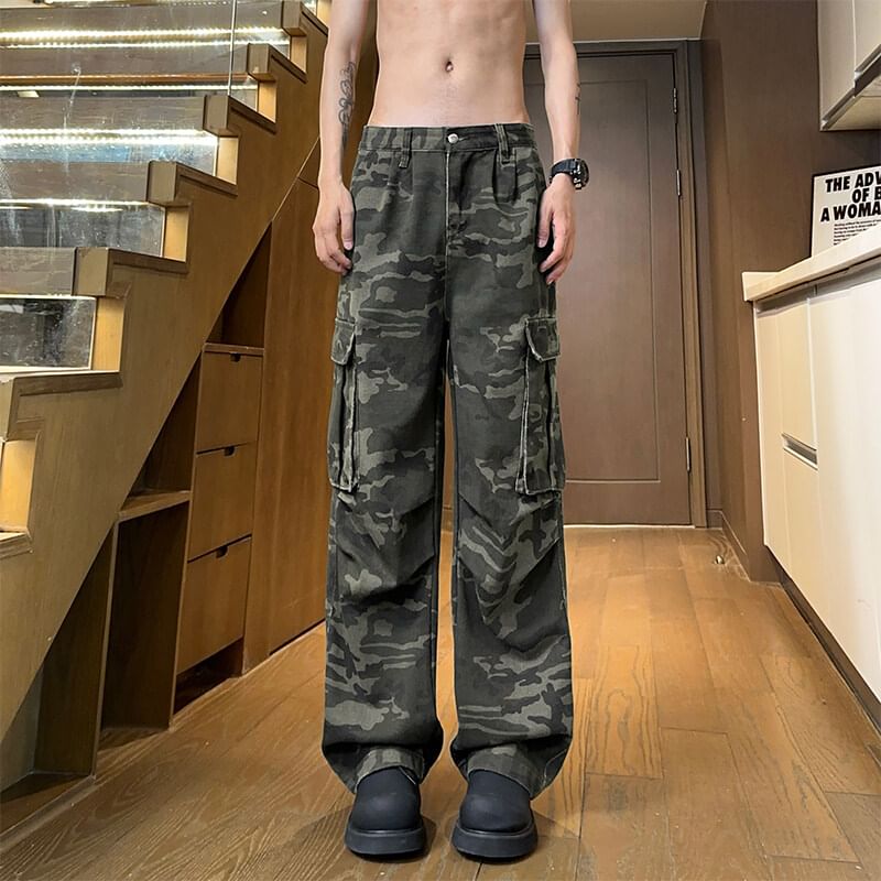 Priam - Low Rise Camo Print Cargo Jeans met Wijde Pijpen