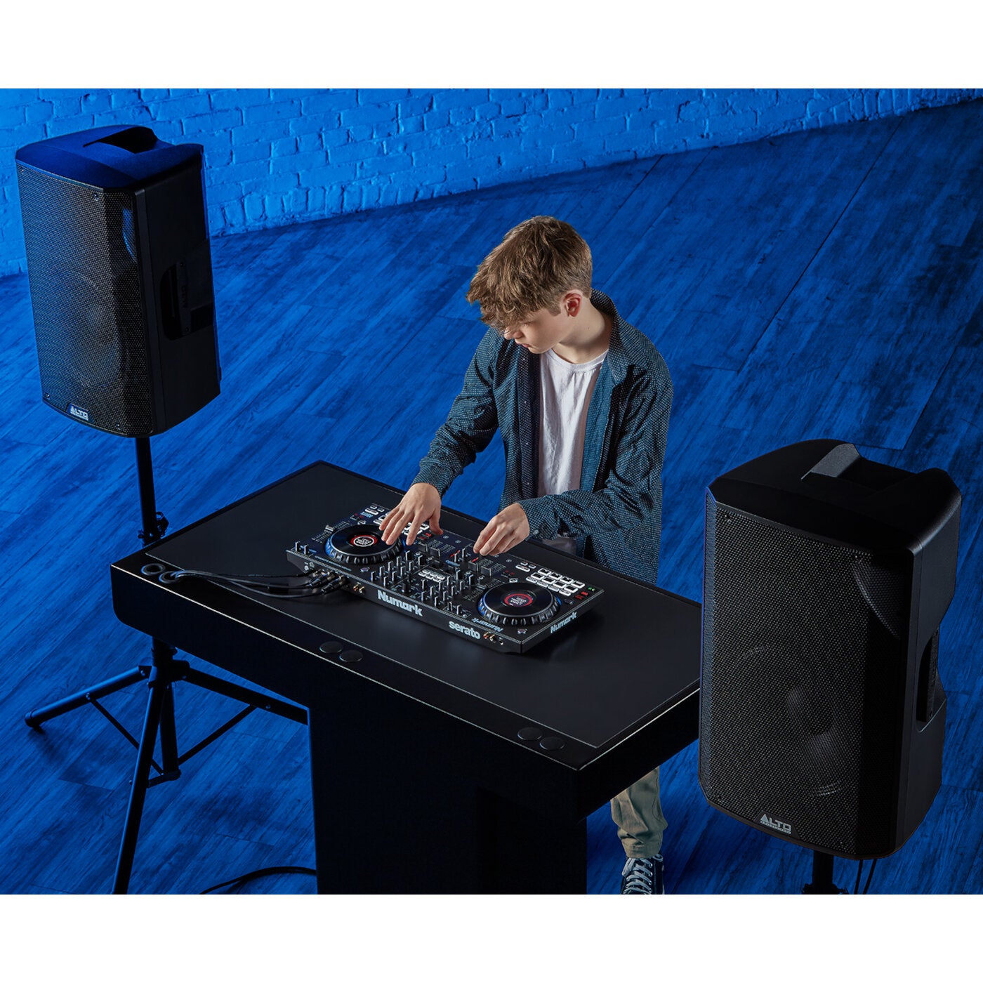 Numark NS4FX 4-kanaals DJ-controller