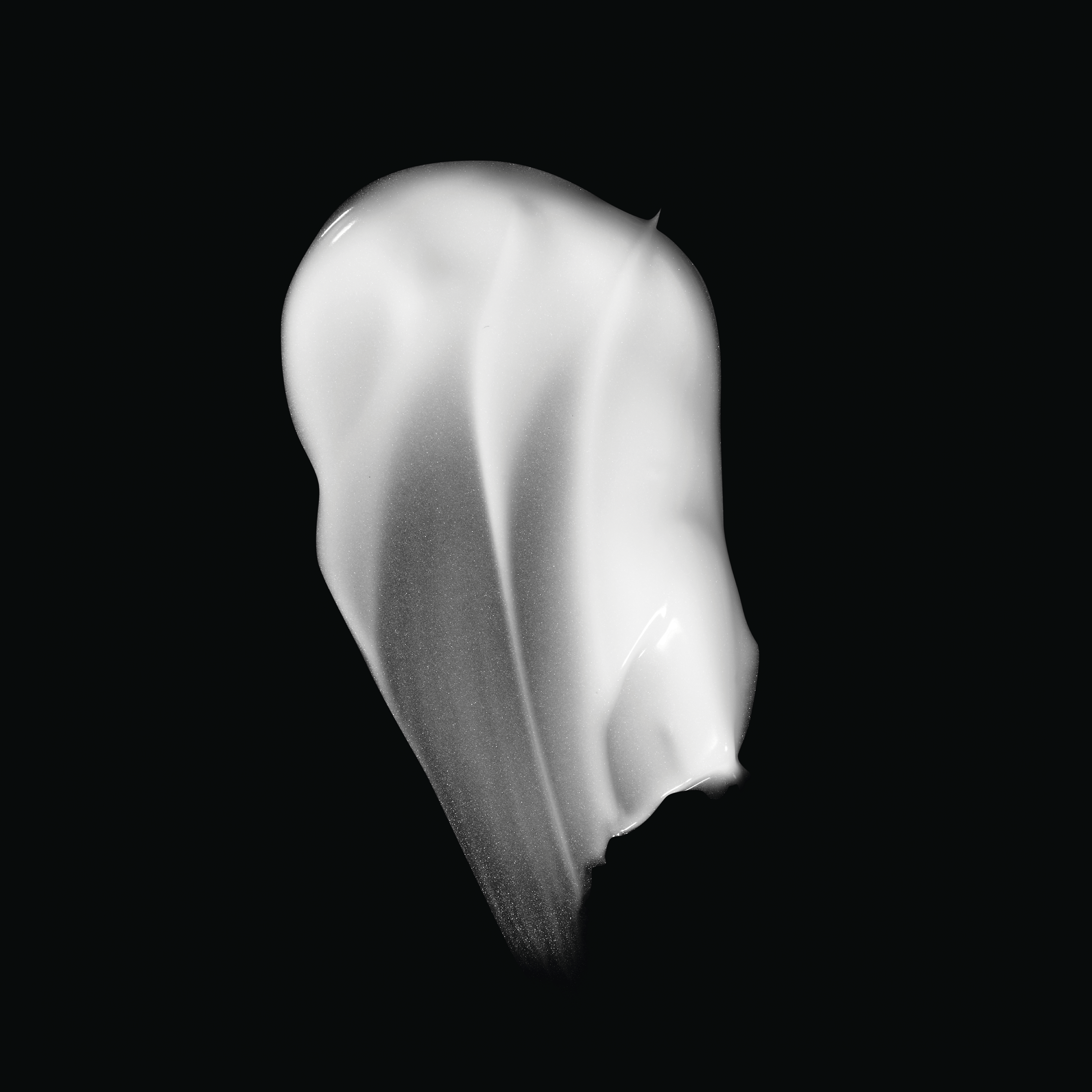 Crema Nera Soin texture légère à l'action anti-âge complète |