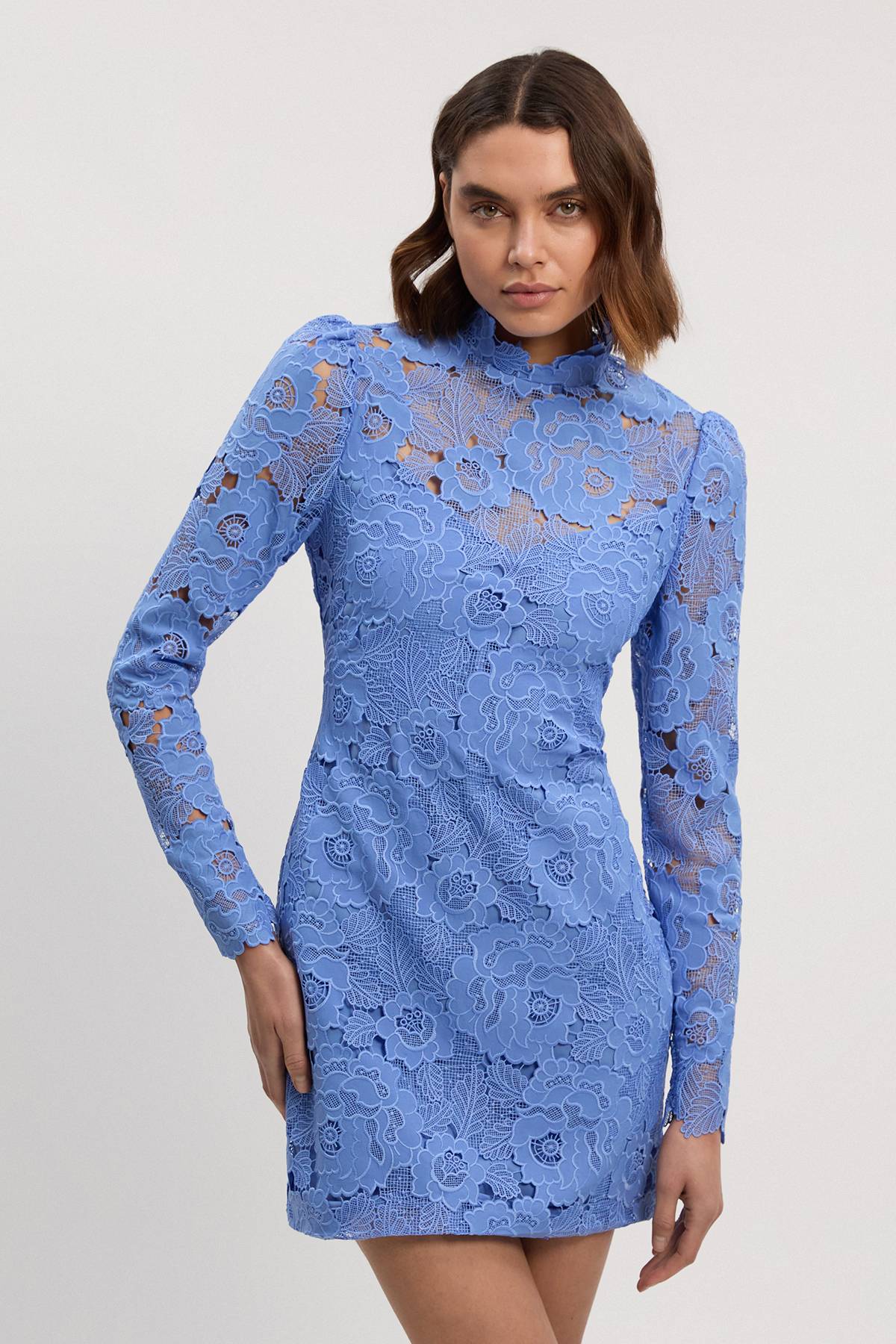 KarenMillen Robe Mini Tissée à Col Montant en Dentelle Guisynthétiquere Petite Taille