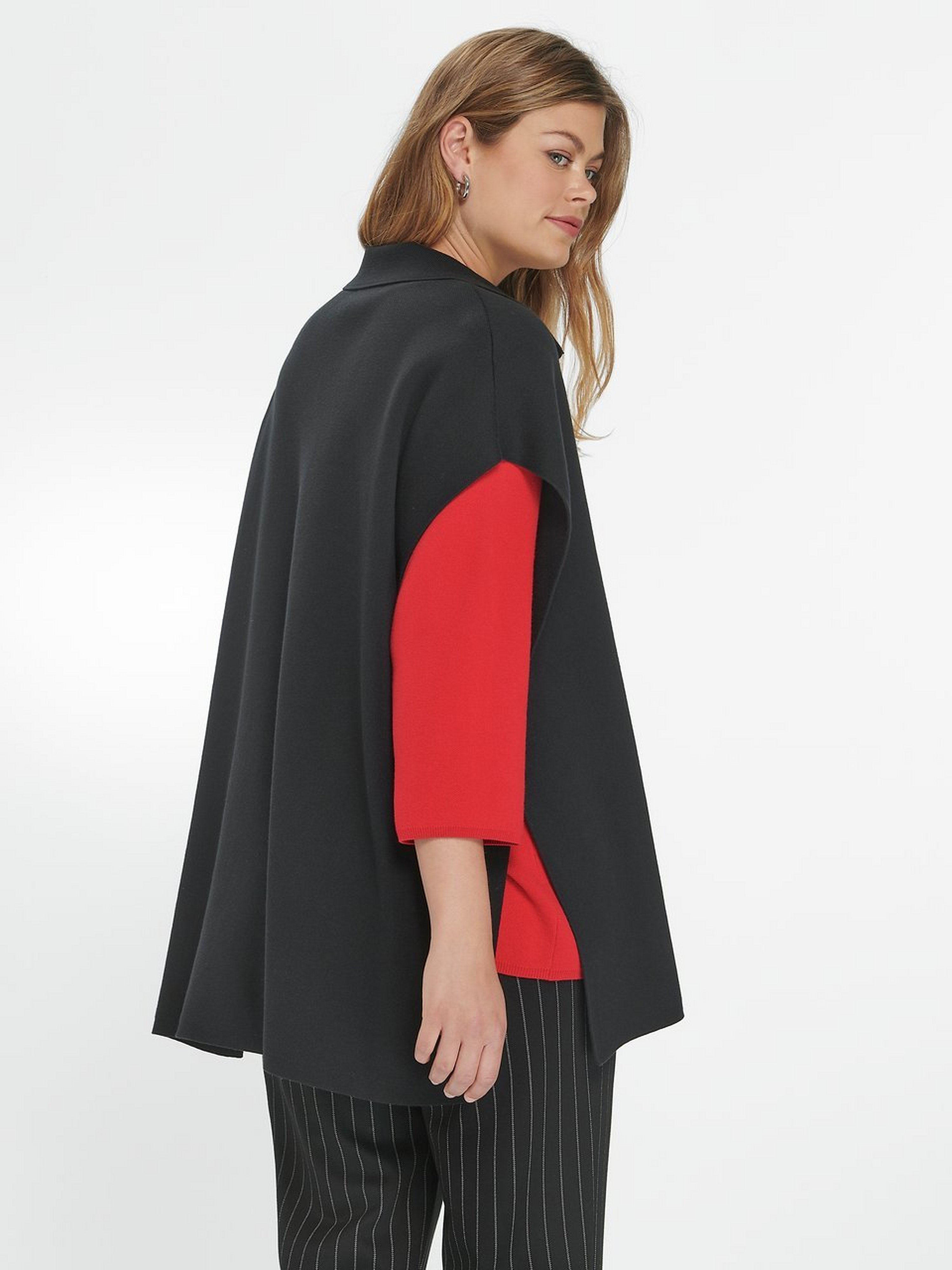 Strick-Poncho