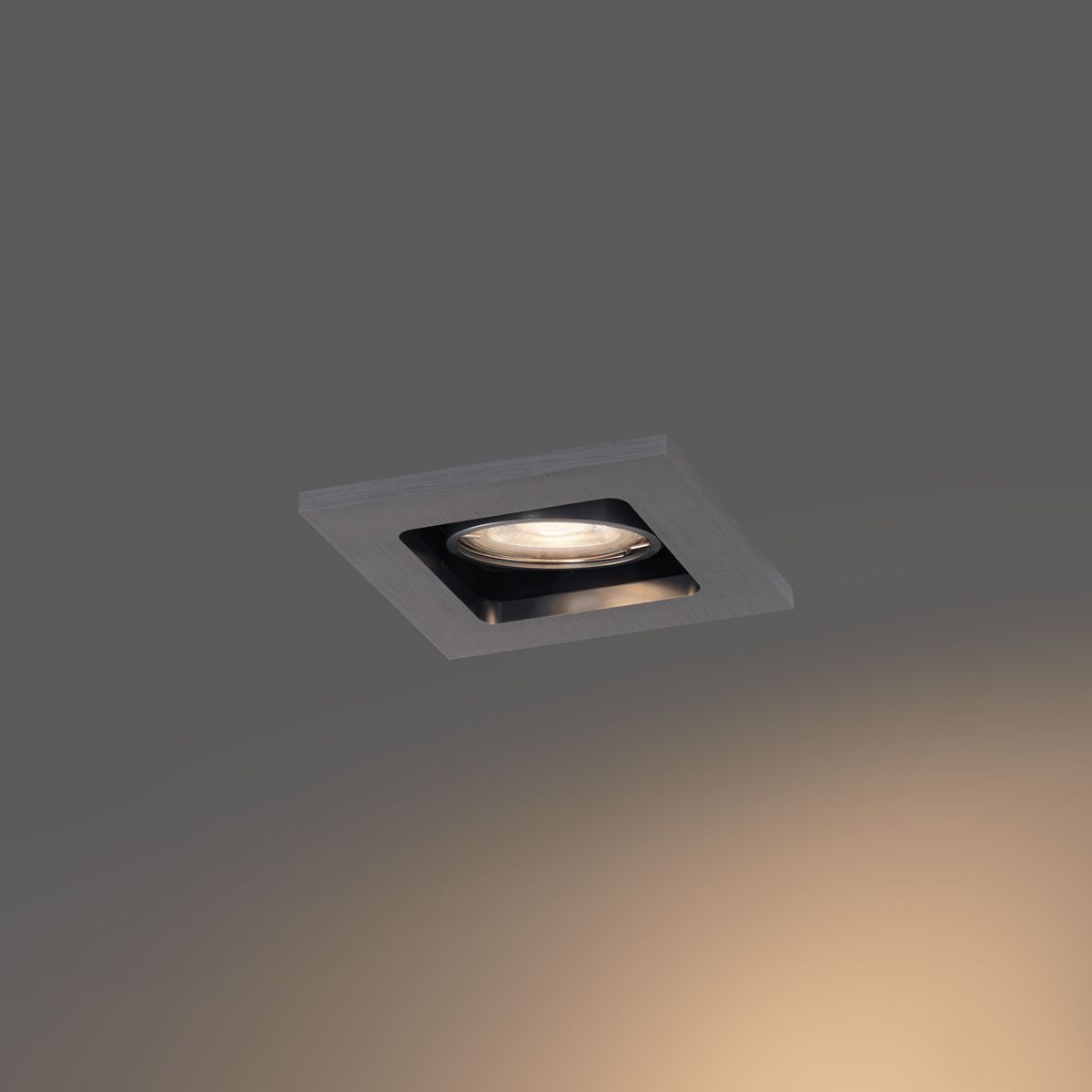 Moderne inbouwspot gunmetal GU10 50mm vierkant kantelbaar - Qure