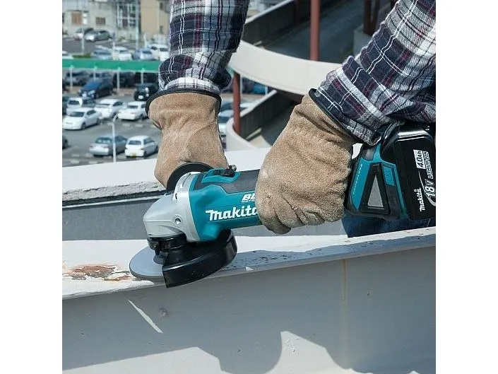 Makita DGA504Z - Vinkelkværn - ledningfri - 125 mm - intet batteri - 18 V - SOLO