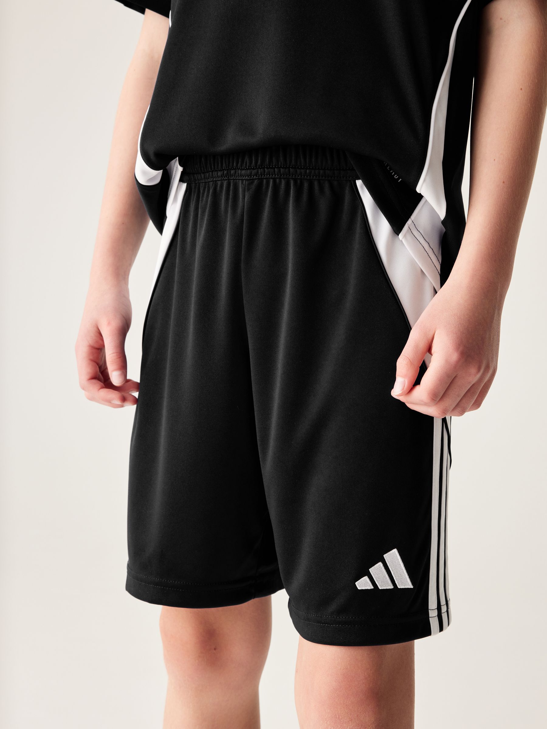 Zwart/wit - adidas Tiro 24 shorts voor kinderen