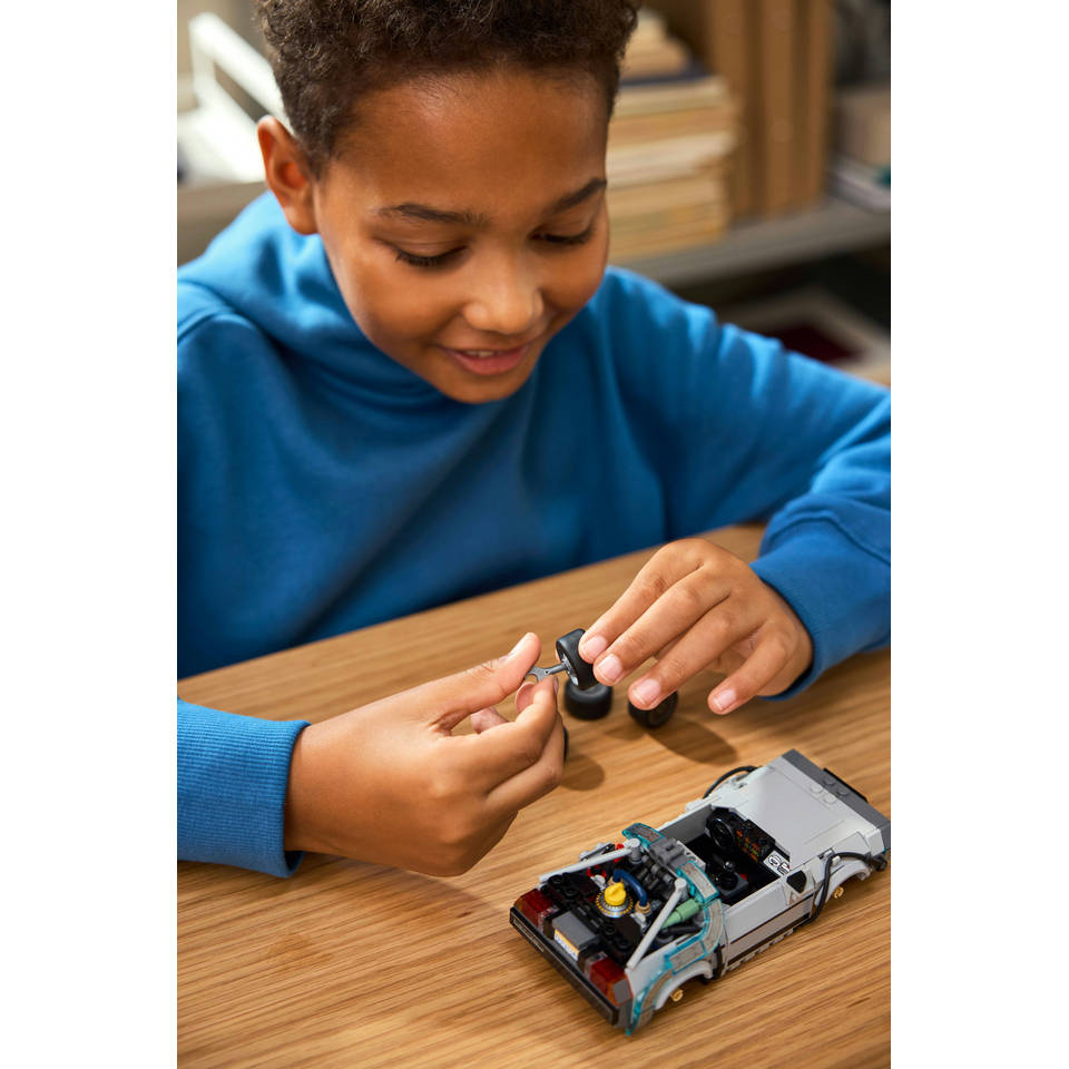 LEGO Speed Champions Tijdmachine uit Back to the Future 77256