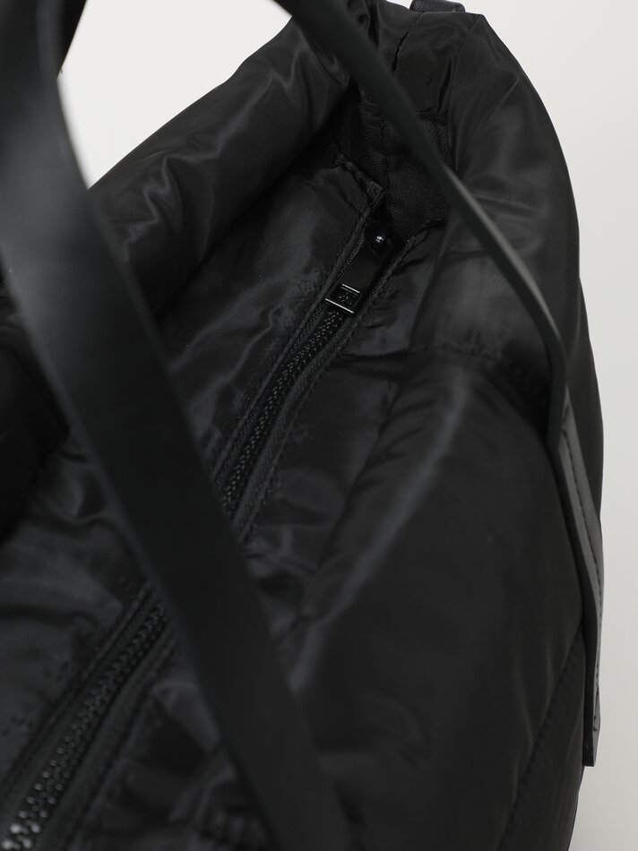 Sacola de compras acolchoada em nylon - Preta