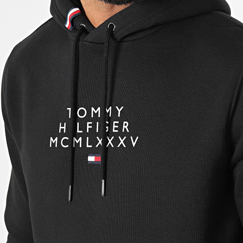 Sweat Capuche Centre Graphic 4538 Noir