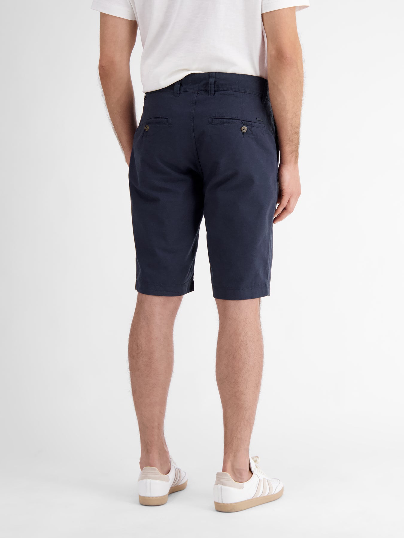 Chino-Bermuda mit Leinenanteil