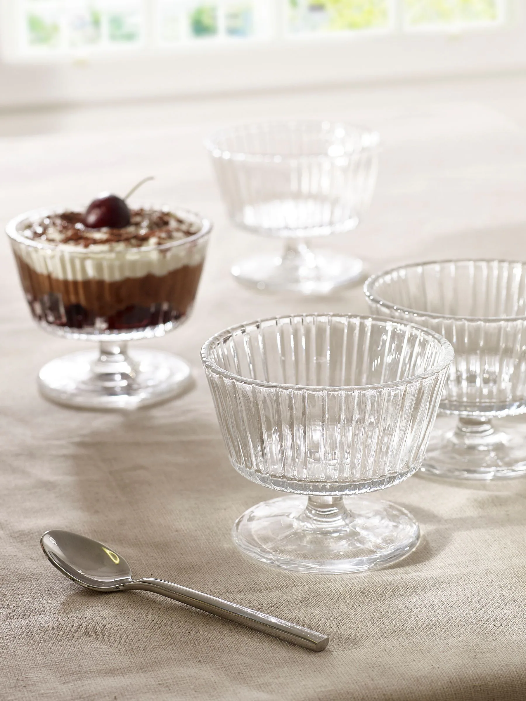 Set van 4 glazen trifle dessertkommen