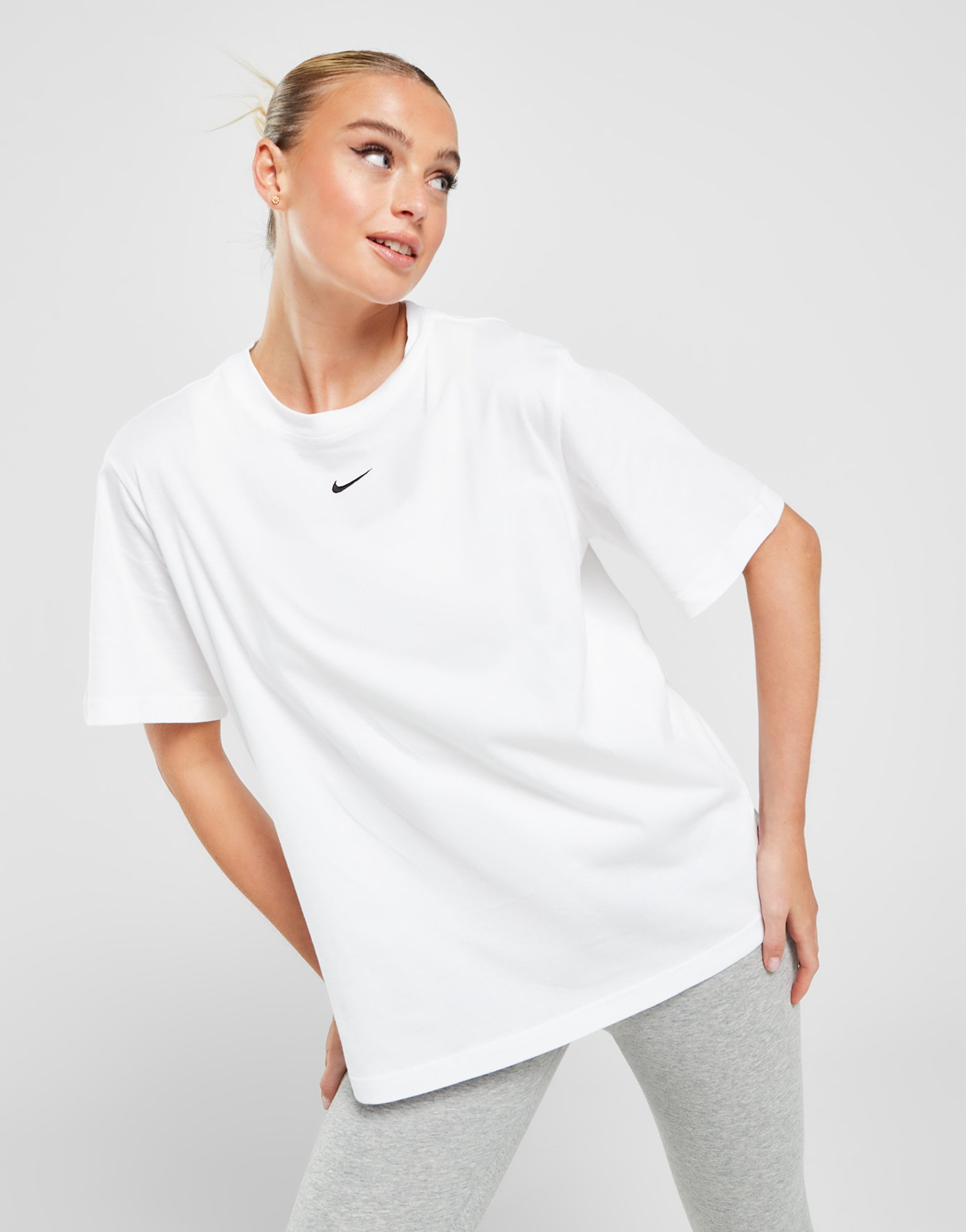 Nike Essential Boyfriend T-Shirt