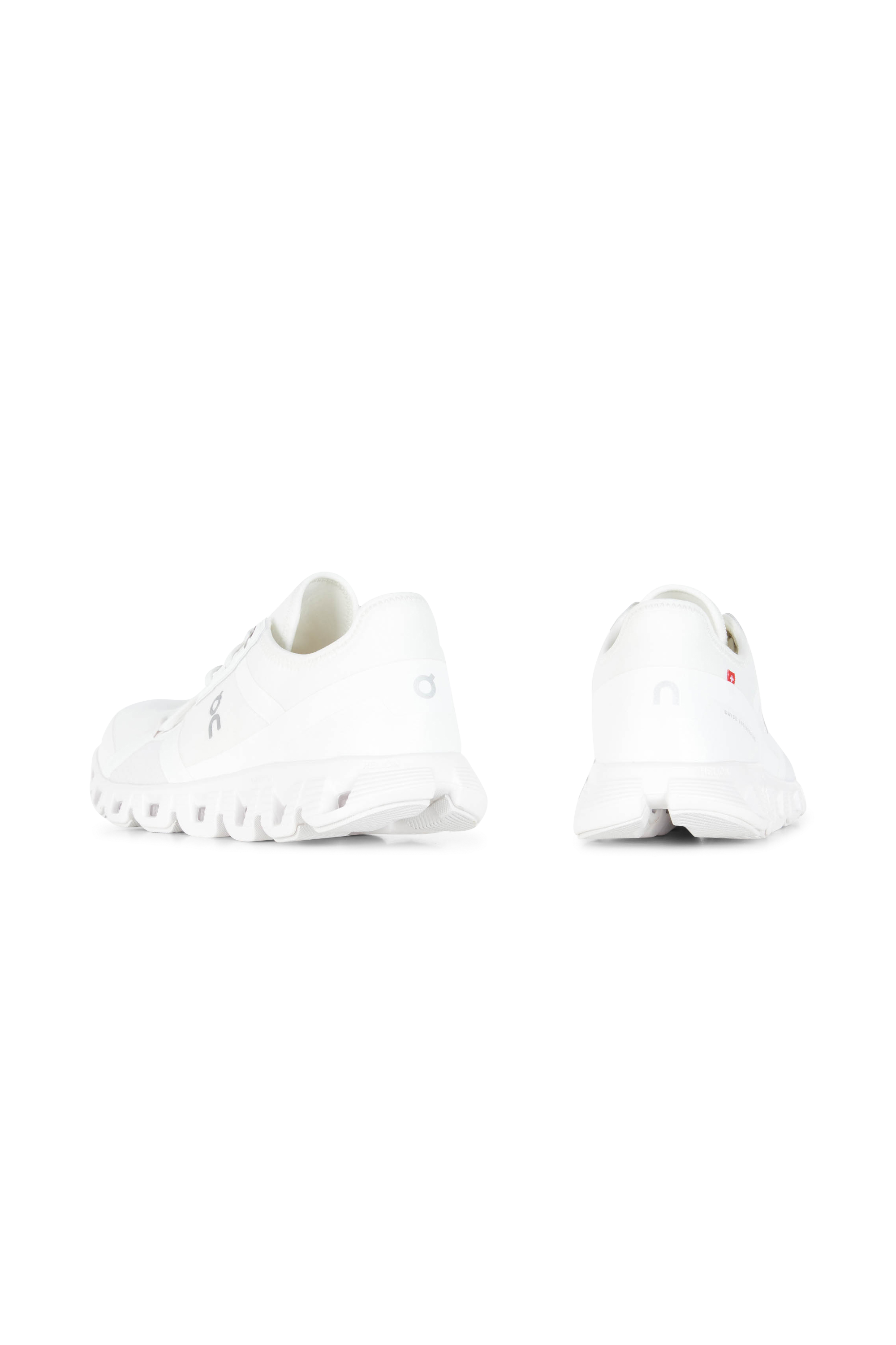 ON Baskets  Cloud X 3 AD Blanc