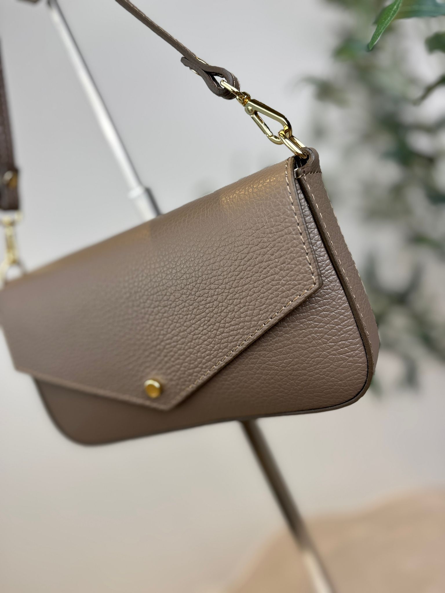 Brandy Handbag - Taupe