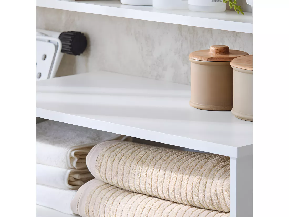 SoBuy Meuble Bas de Salle de Bain avec Bac à Linge Amovible Armoire à Linge Commode pour Salle de Bain Armoire Toilette avec 3 Compartiments et 1 Panier à Linge, 64x33x110 cm, BZR143-WN