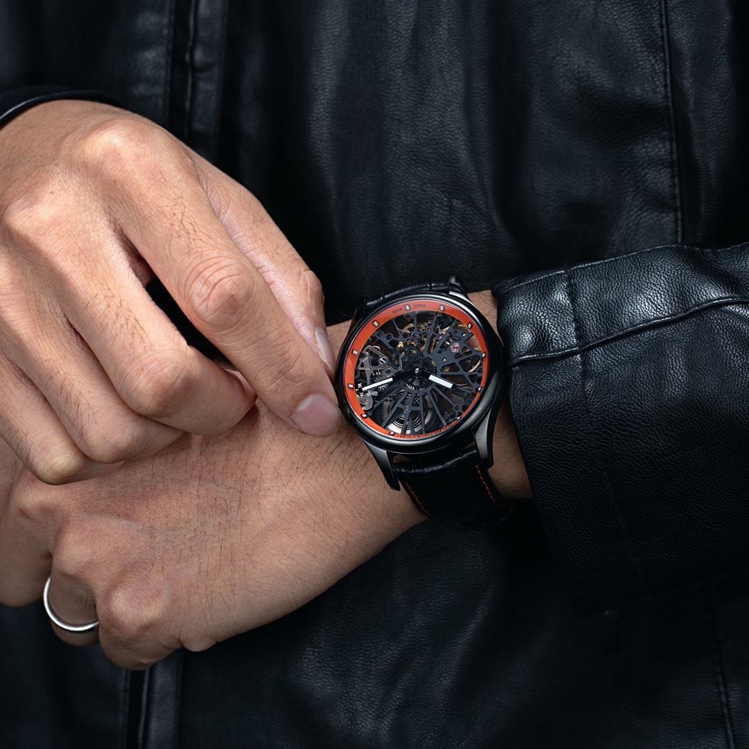 Aerowatch Renaissance Cobweb Skeleton Schwarz / Orange