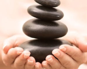 Hot-Stone-Massage in Basel als Geschenkidee