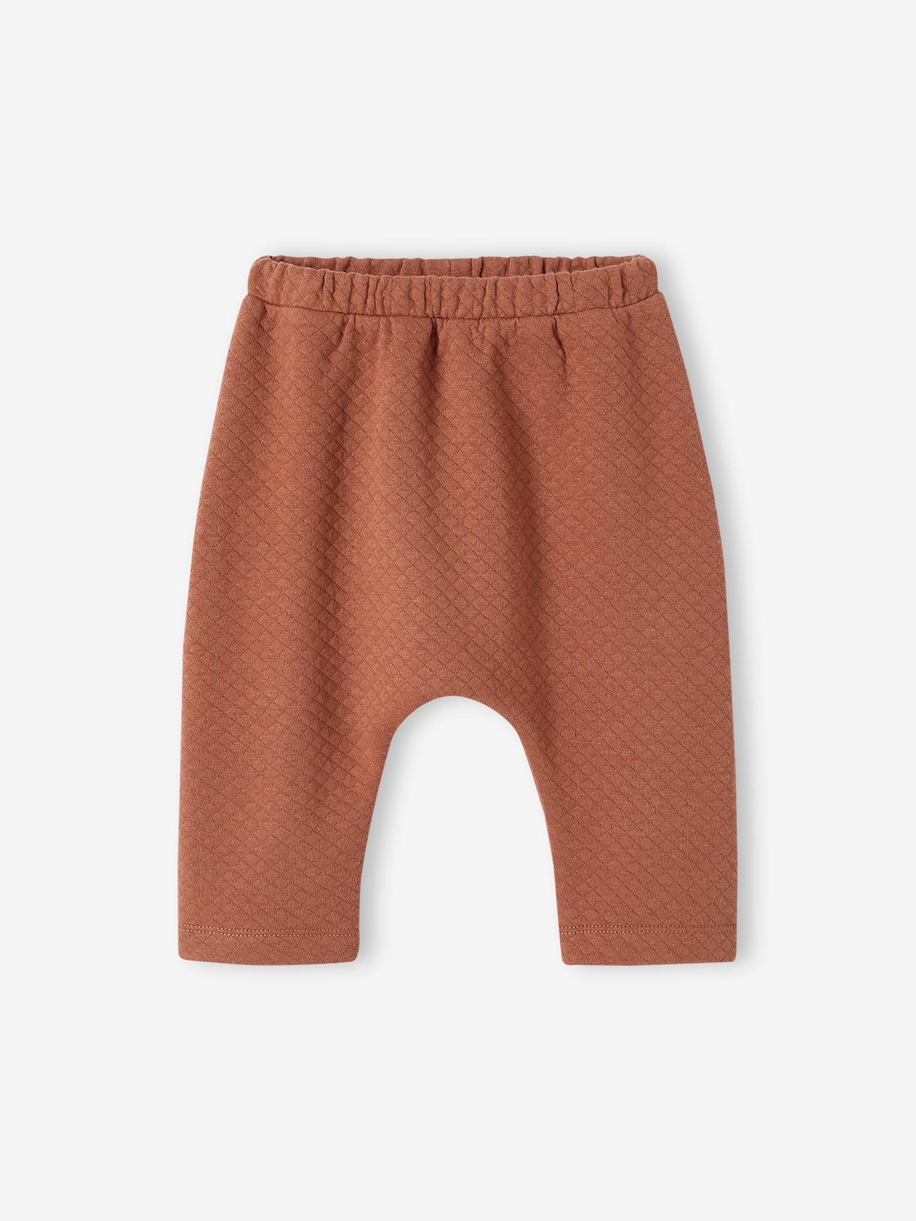 Roupa de bebê: moletom e calça bege