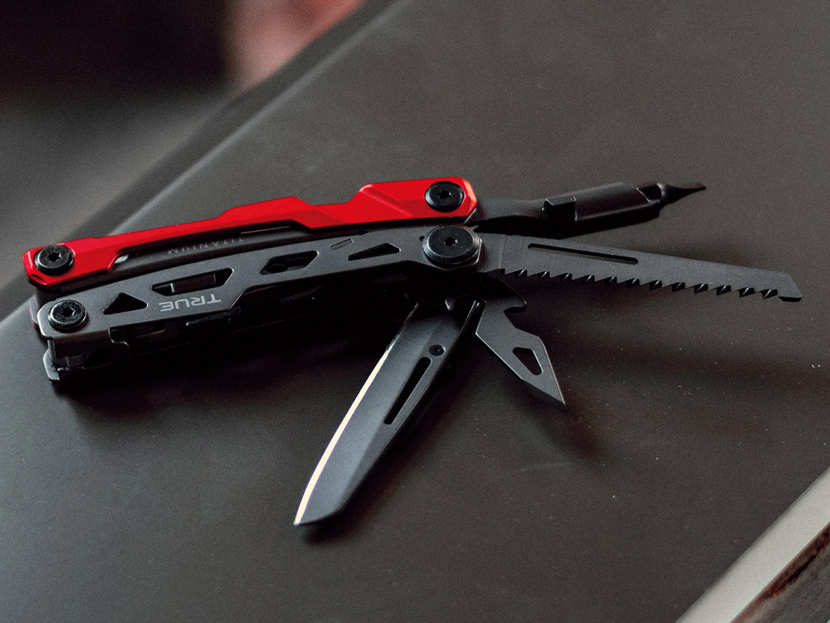 True Utility Titanium Locking multitool