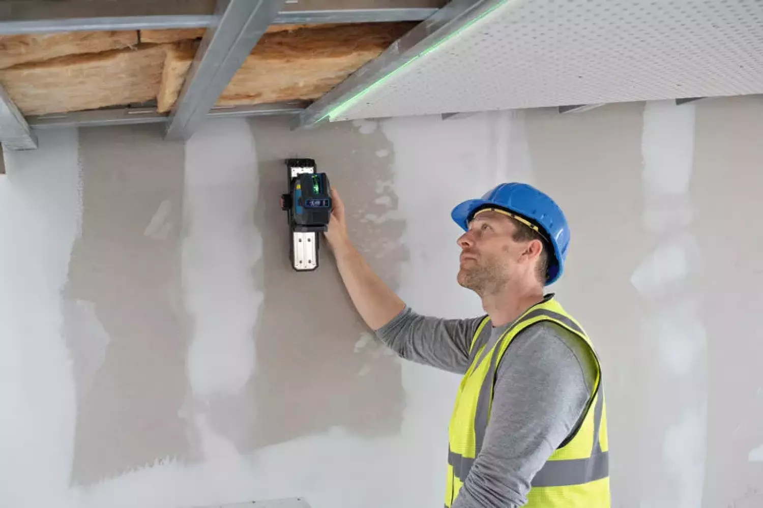 Bosch GCL 12V-50-22 CG 12V accu Kruislijnlaser in tas   statief (inclusief batterijen)