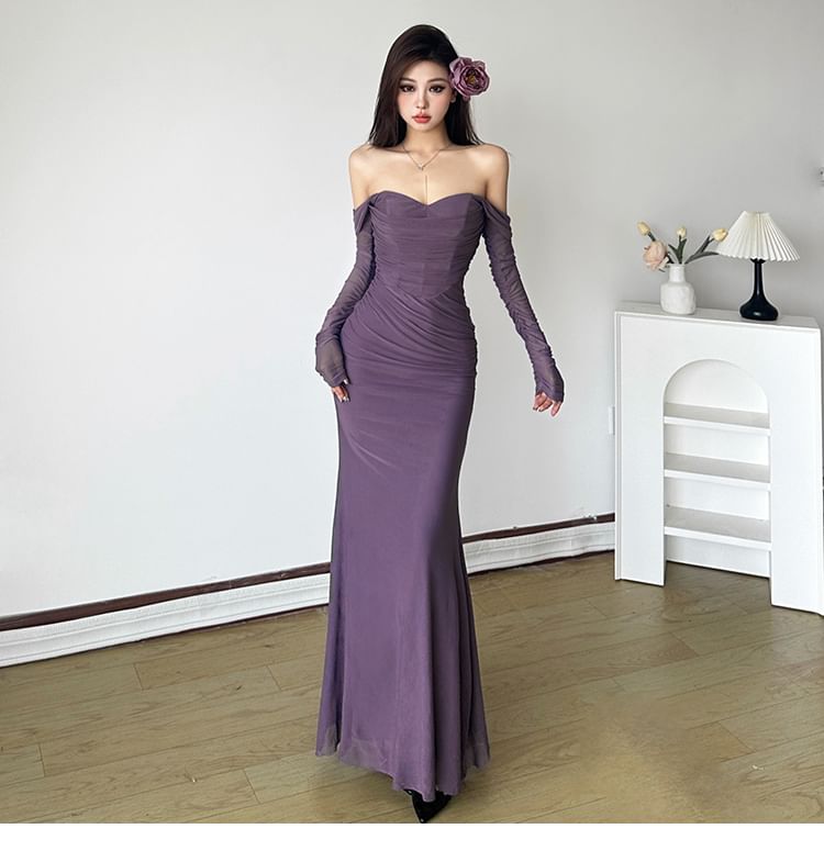 Bababy - Lange mouw off-shoulder maxi-jurk met effen kleur