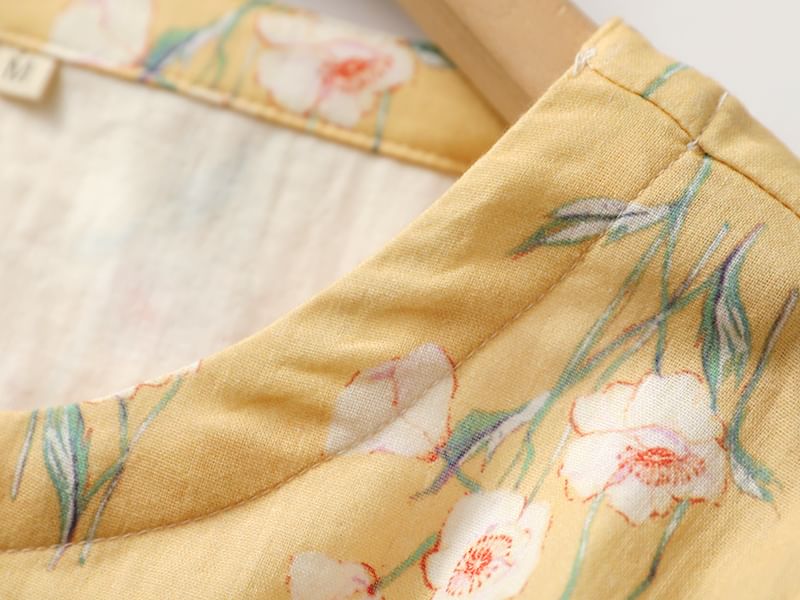 Finlies - Pyjamaset: 3/4-mouwen top met bloemenprint + broek