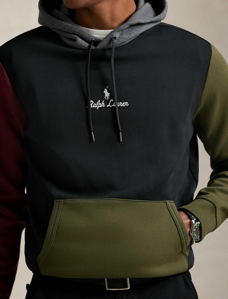 POLO RALPH LAUREN<br>Moletom colorblock confeccionado em tecido de malha dupla