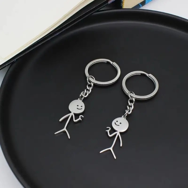 (2er Set) Strichmännchen Herz Schlüsselanhänger Couple Handtaschen Accessoire mit Spaltring für Liebespaare / Freunde - Silber