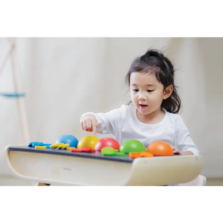 Plan Toys Bureau pour enfant - Plateau noir en planwood