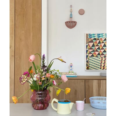 Vase Muse M, Rubinfarben
