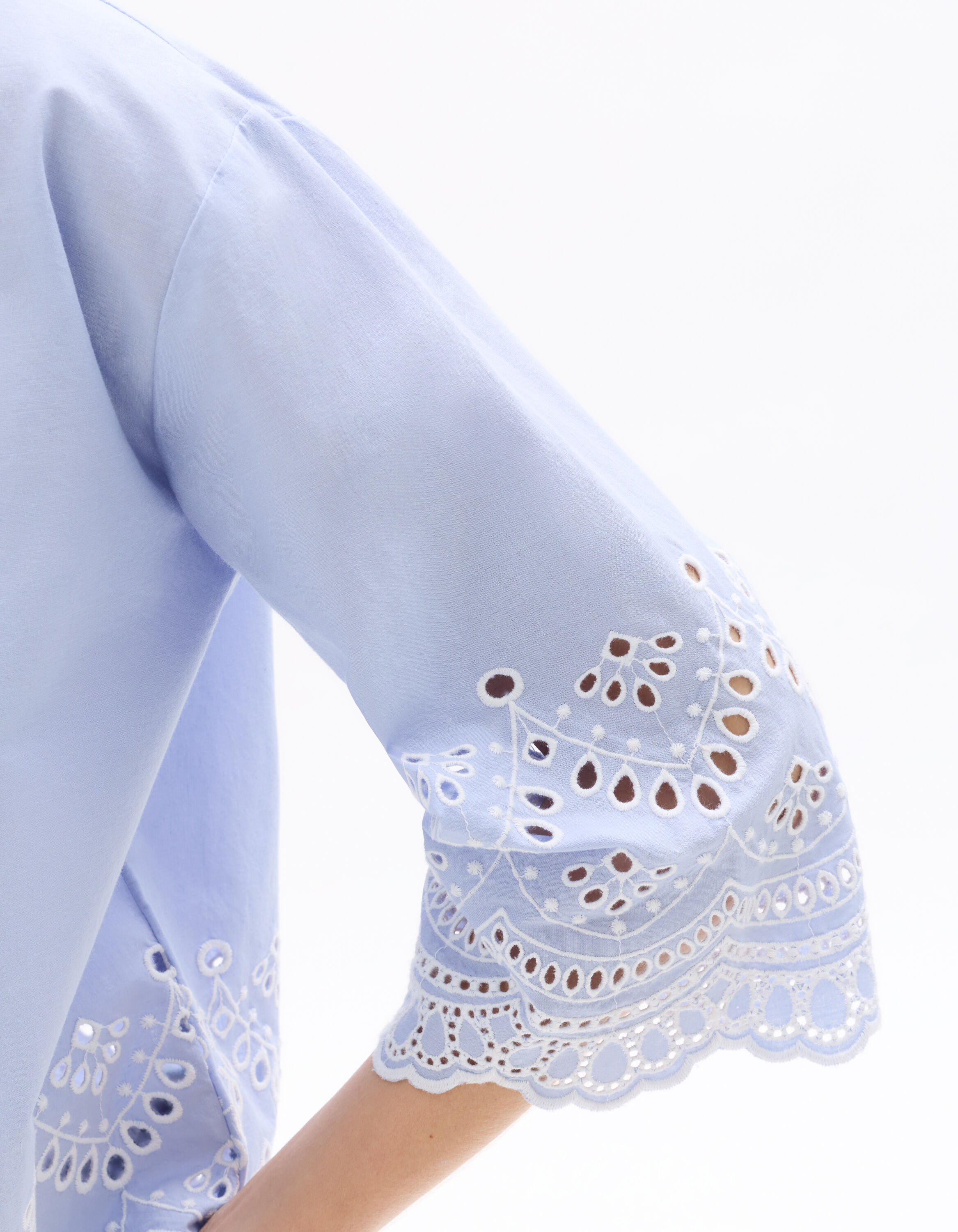 Chemise en popeline 100% coton en broderie anglaise - bleu lavande