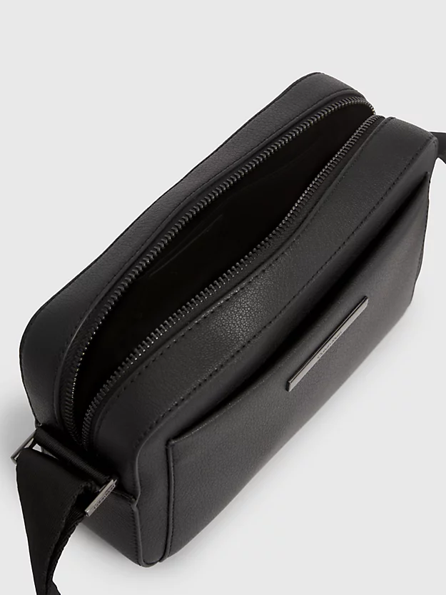 Bolsa de ombro em couro sintético