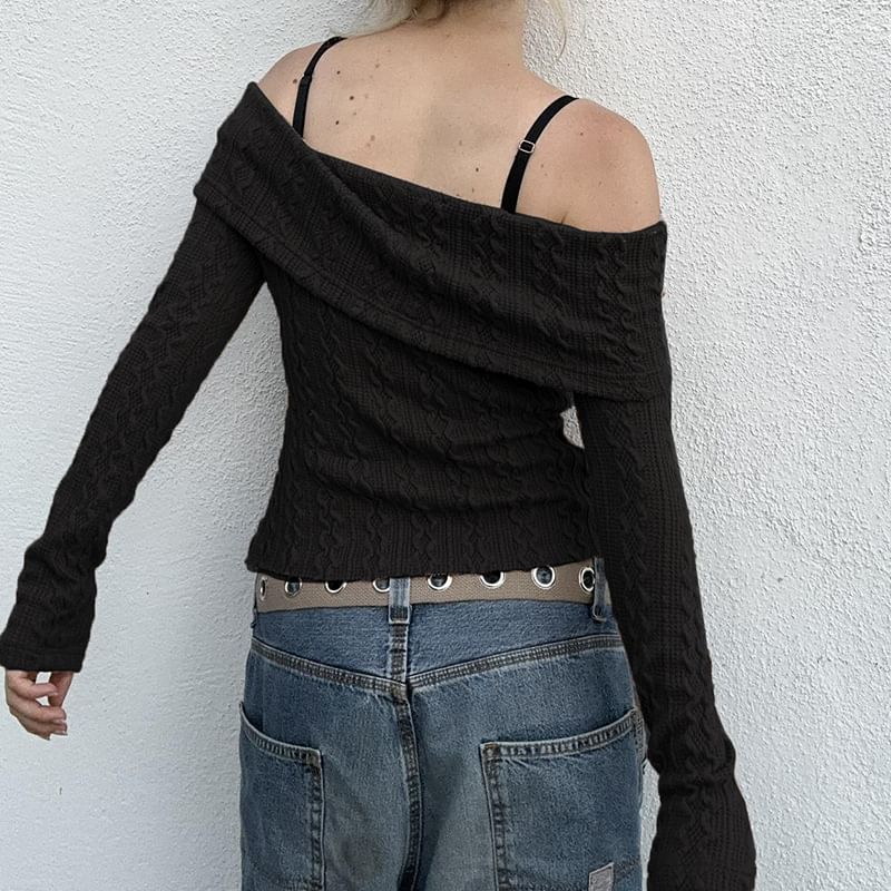 Sosana - Lange mouwen off-shoulder effen kabelgebreide crop trui