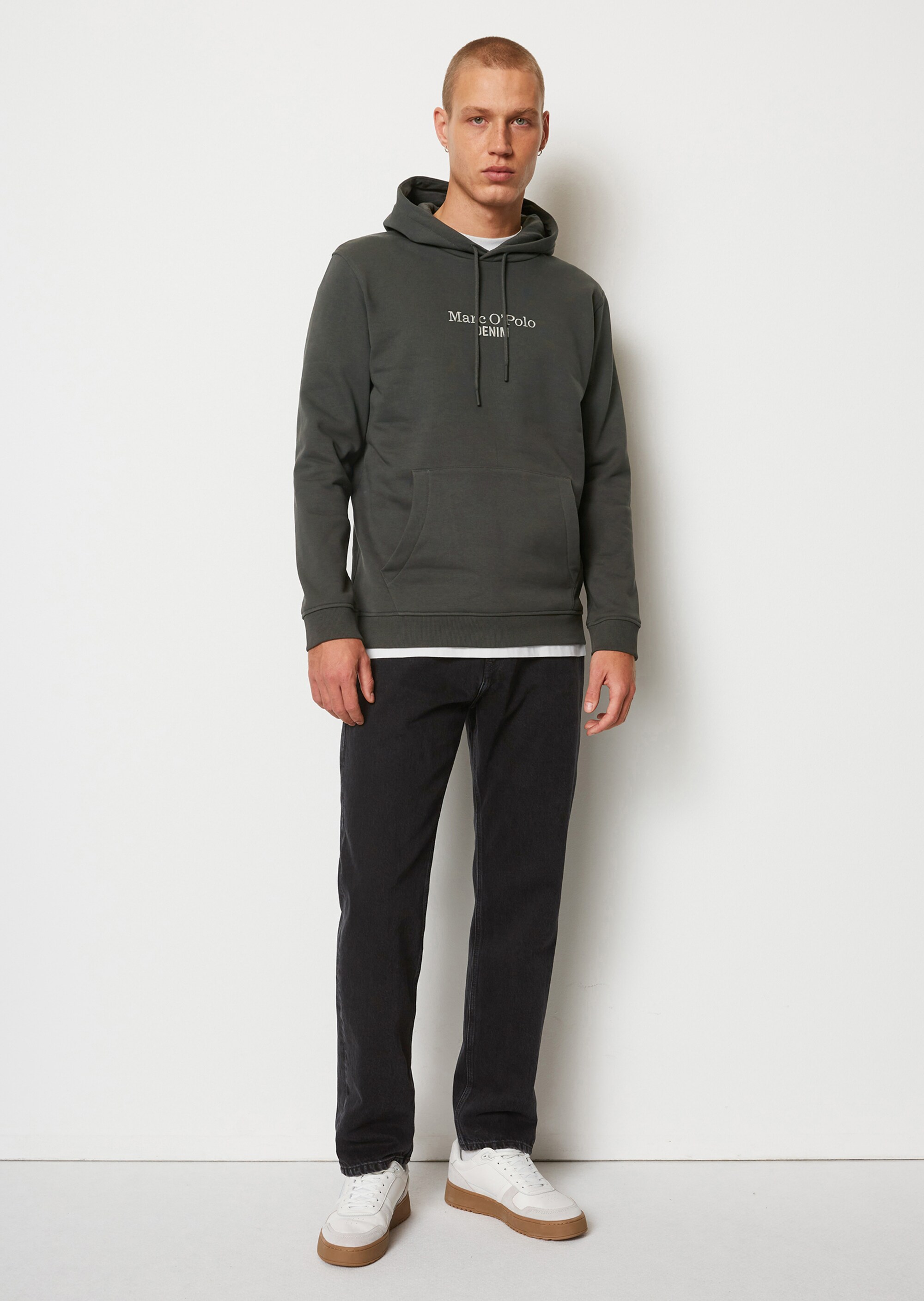 Hoodie relaxed aus hochwertiger Bio-Baumwolle